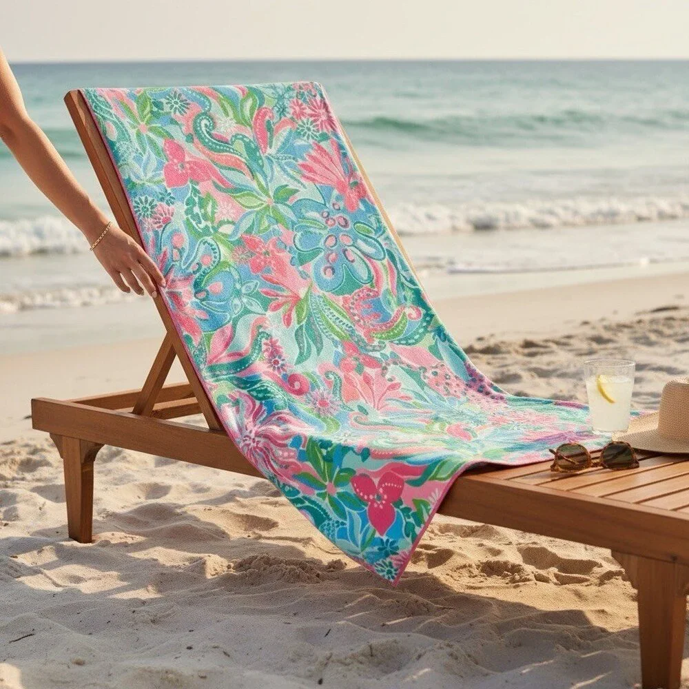 Lilly Pulitzer Oversized Pink Blue Tropical Print Beach Lounge Towel Blanket